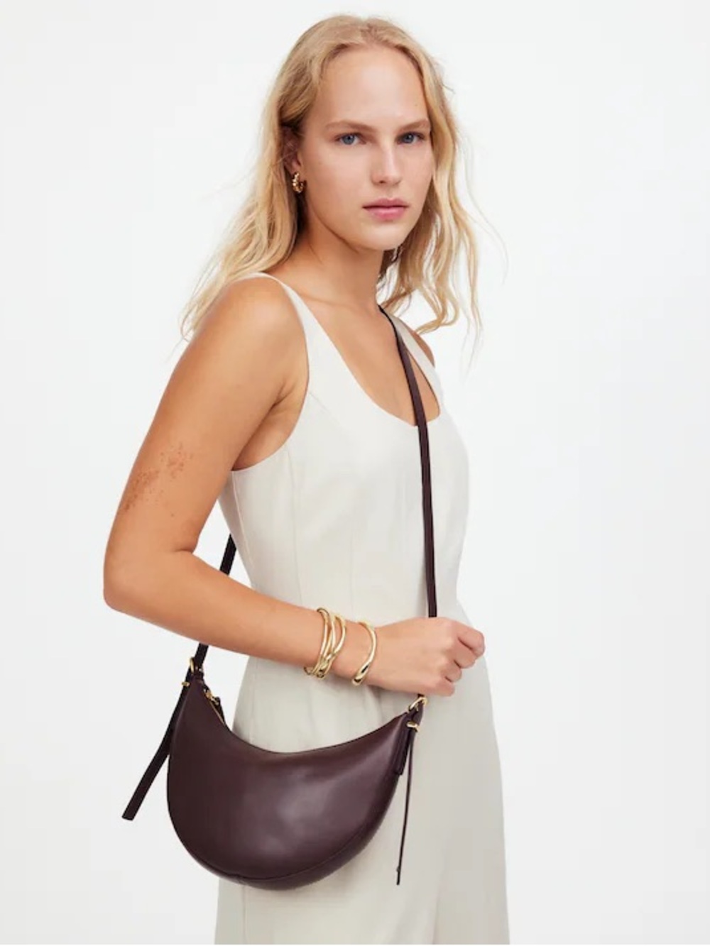 Madewell Essential Crossbody Bag Leather Crescent Chocolate Raisin